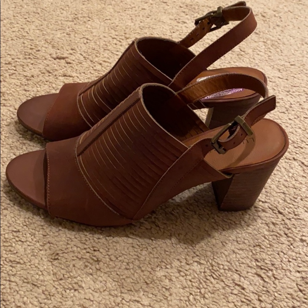 lucky brand heals size 8.5